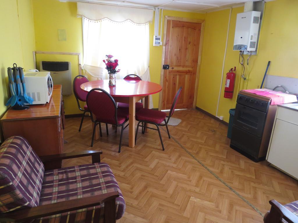 פואנטה ארנס Hostal Dona Irma חדר תמונה