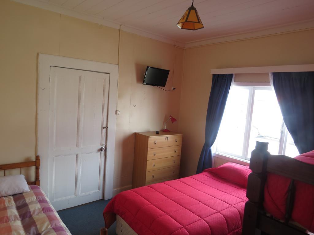 פואנטה ארנס Hostal Dona Irma חדר תמונה